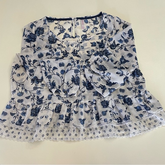 Xhilaration Large Floral Blouse - Picture 1 of 4